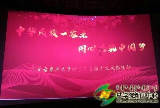 救援爱图画的男孩